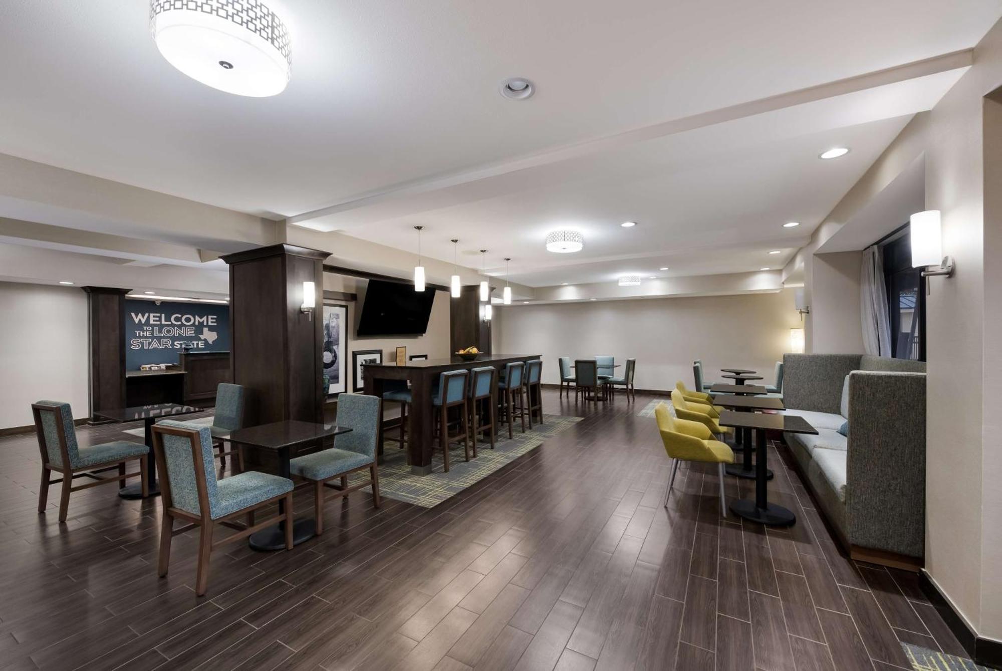 Hampton Inn Marshall Εξωτερικό φωτογραφία