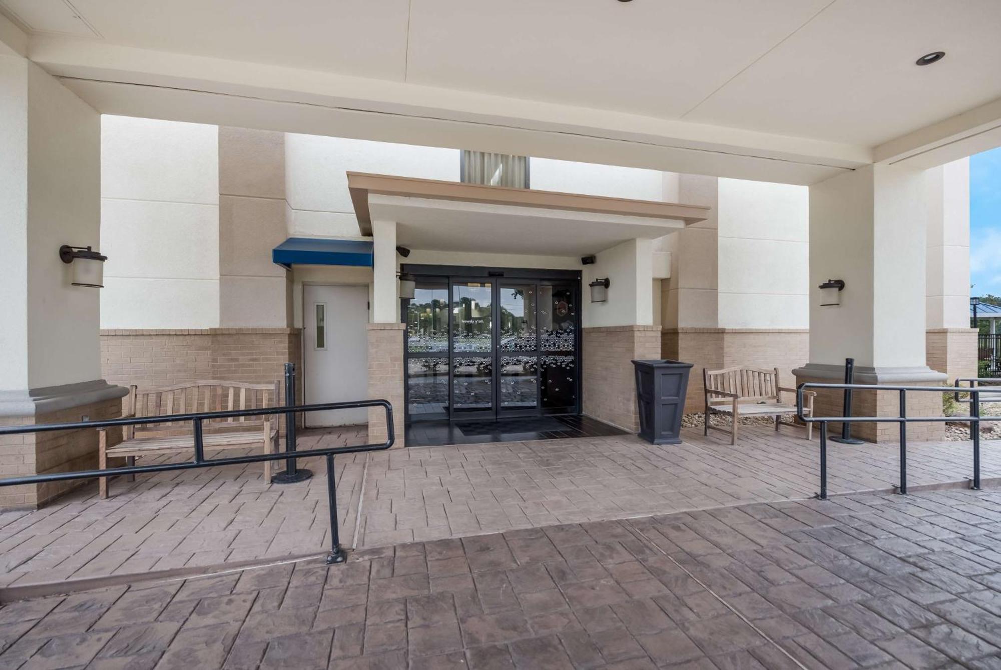 Hampton Inn Marshall Εξωτερικό φωτογραφία