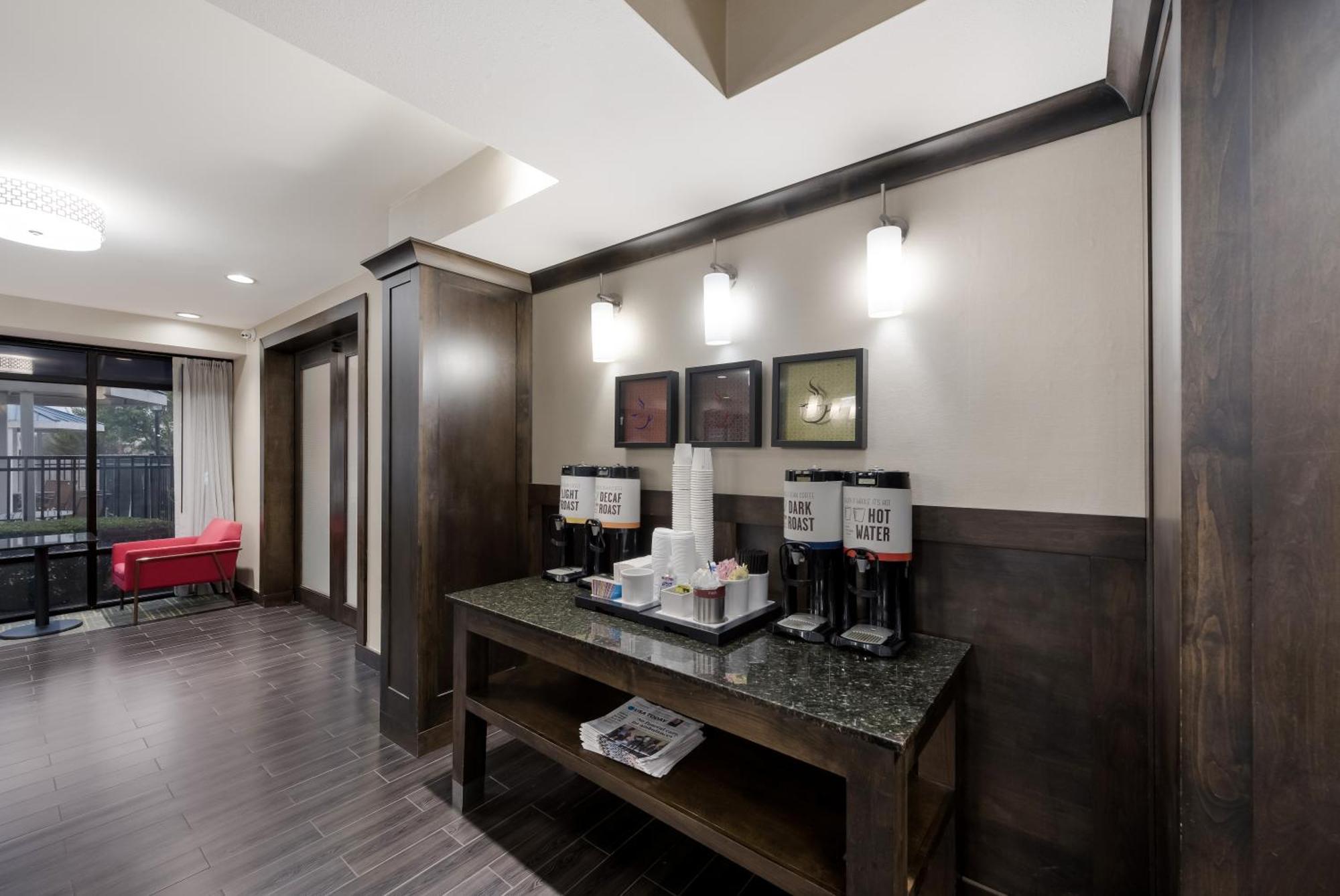 Hampton Inn Marshall Εξωτερικό φωτογραφία